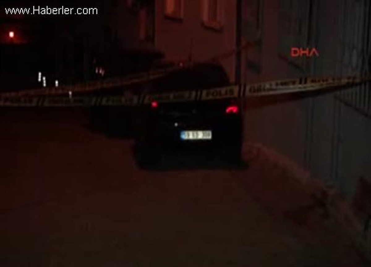 Sevgilisine Kızıp, İkinci Kattan Atladı