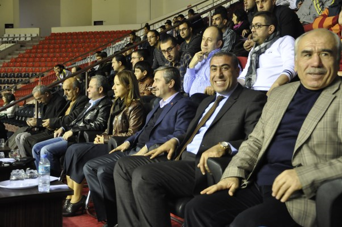 Şiran Takımlarımızı Yalnız Bırakmadı