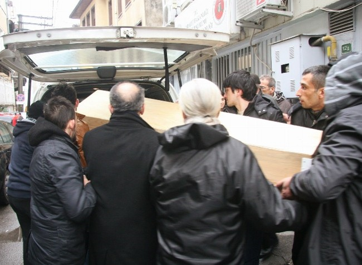 Bursa\'da Şofbenden Zehirlenen 5 Kişinin Cenazesi Alındı