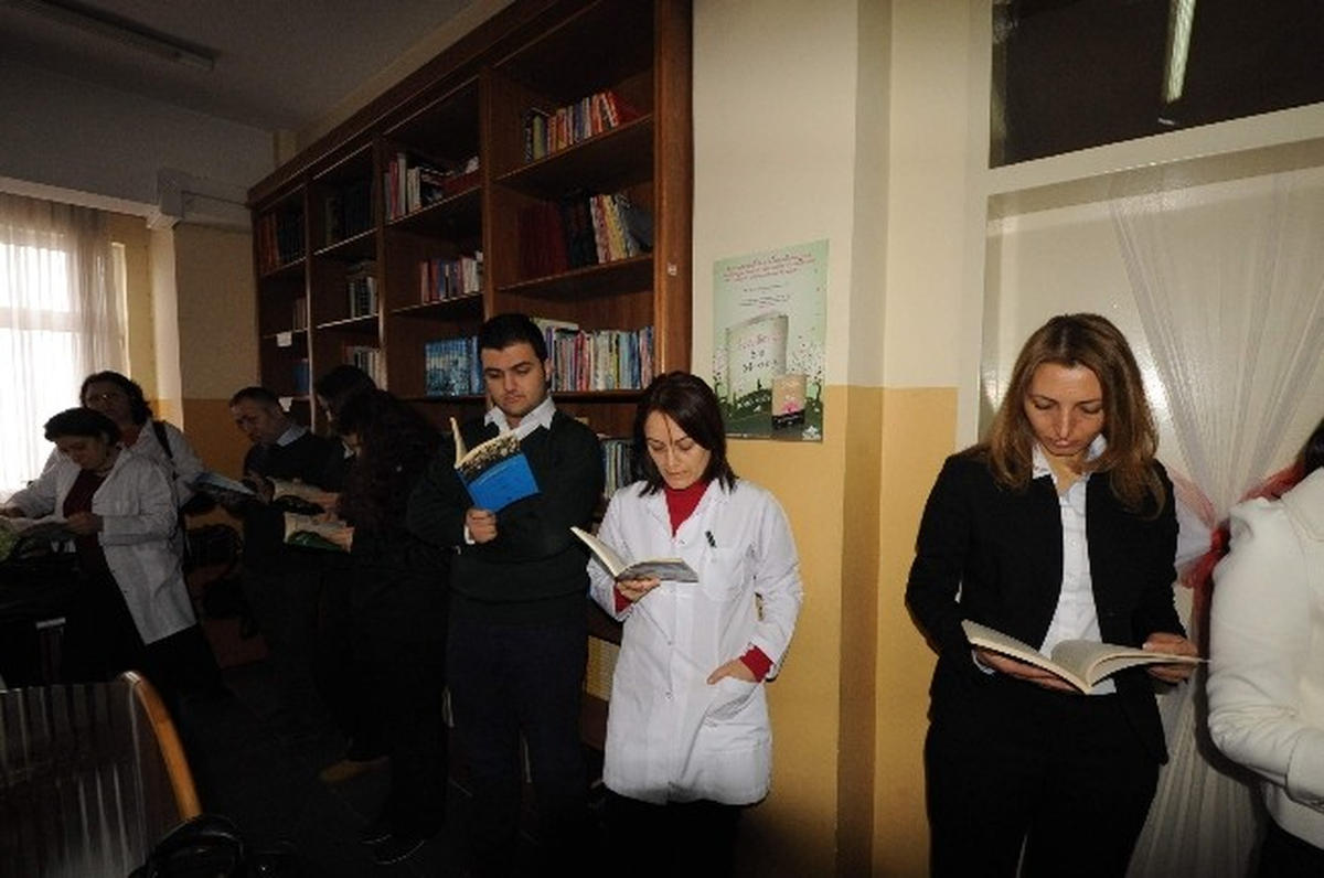 Trabzon\'da İl Milli Eğitim Müdürlüğü\'nden "Okumak Yaşamaktır" Projesi