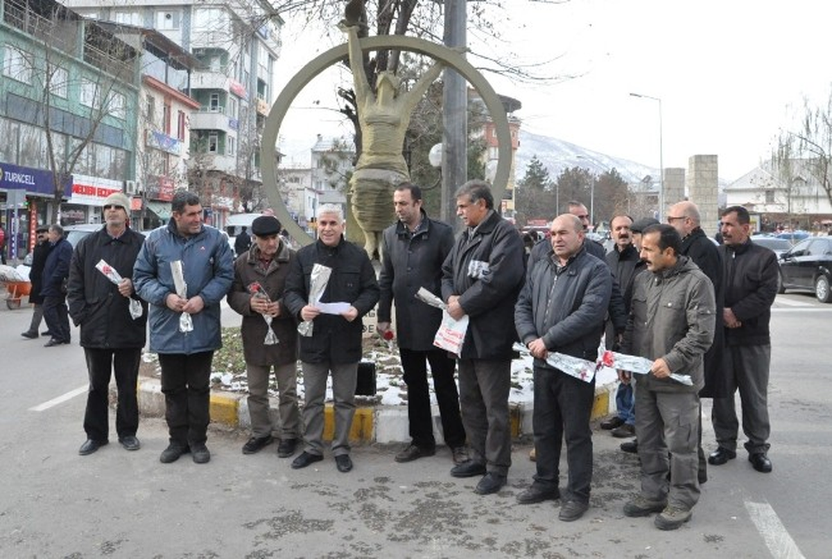 Tunceli\'de Mandela Anması