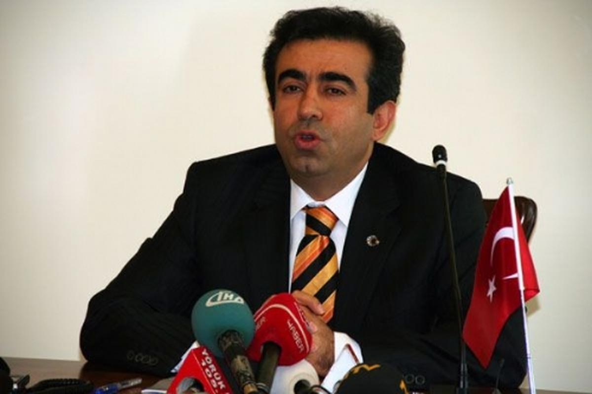 Vali Güzeloğlu İnsan Hakları Günü\'nü Kutladı