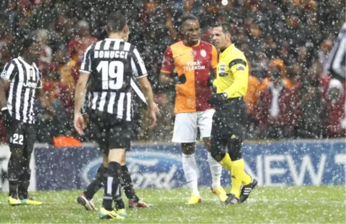 Galatasaray-Juventus Maçının Saatiyle İlgili Son Açıklama