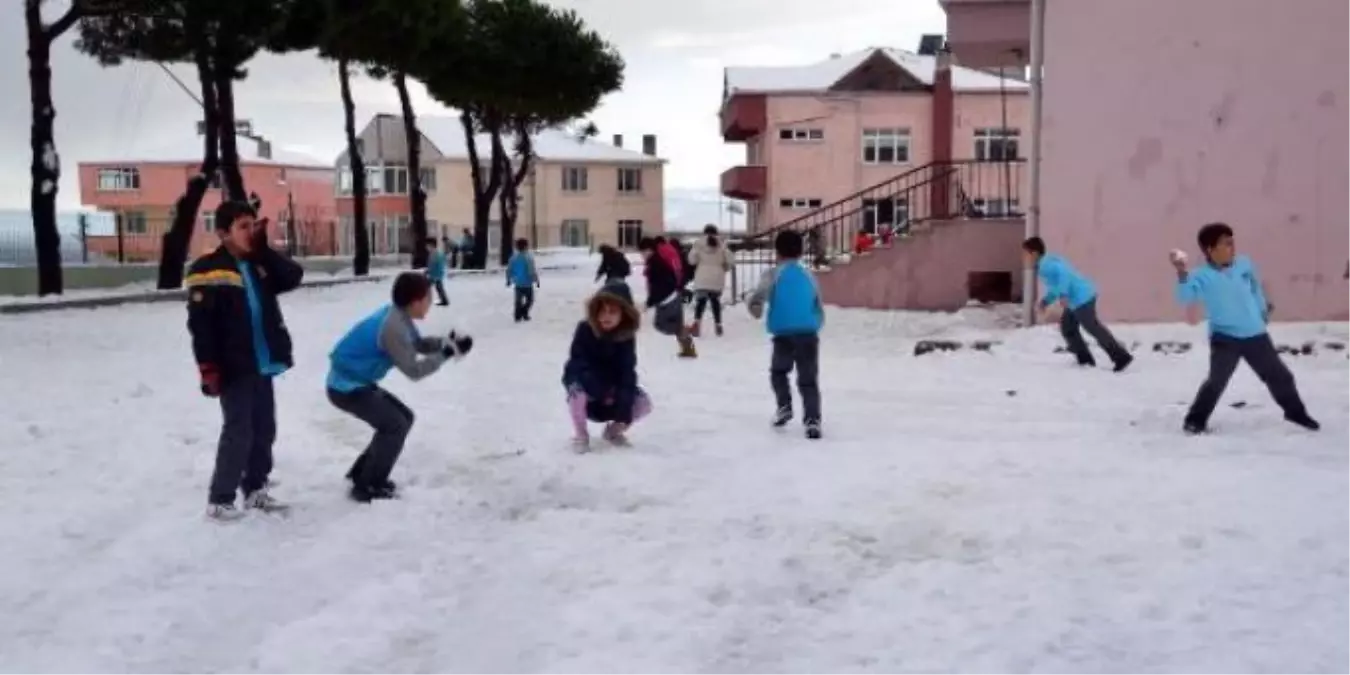 Konya\'da 4 İlçede Eğitime Kar Engeli