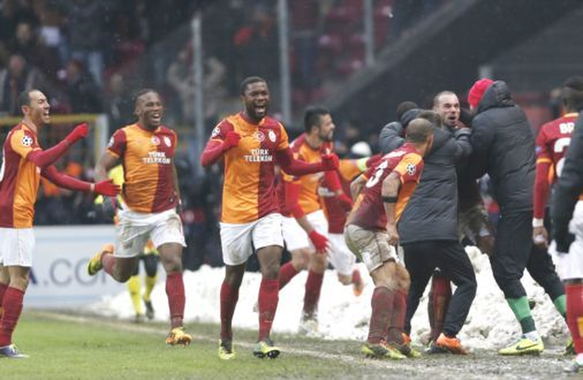 Meclis\'te Galatasaray\'a Tebrik