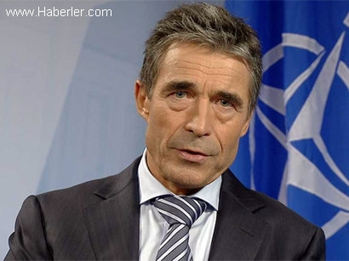 Rasmussen\'in Görev Süresine "Zirve" Uzatması