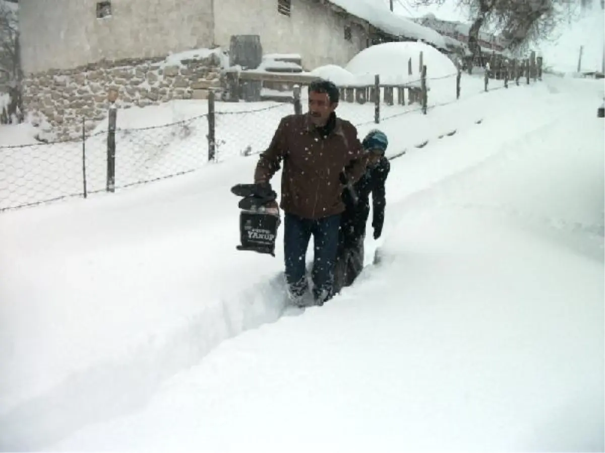 Sakarya\'da 178 Köy Yolu Ulaşıma Kapandı (2)