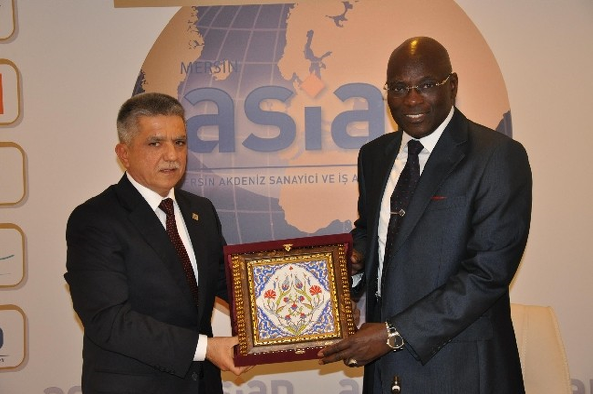 Senegal Büyükelçisinden Mersinli İşadamlarına Çağrı