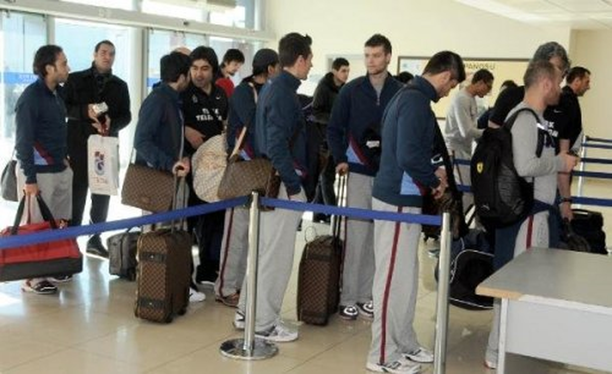 Trabzonspor, İtalya\'ya Gitti