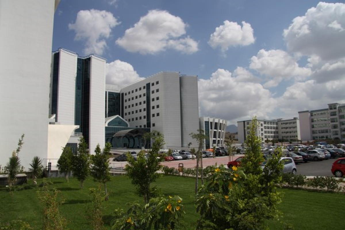 YDÜ Hastanesi\'ne "Avrupa En İyi Uygulama 2013" Ödülü