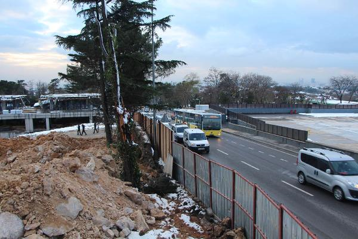 Başbakan\'ın Evine 200 Metre Uzaklıkta Patlama