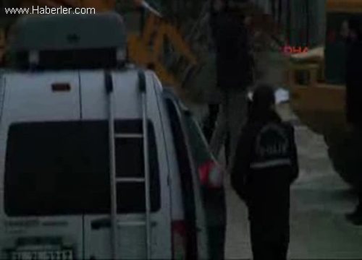 Başbakan\'ın Evine 200 Metre Uzaklıkta Patlama