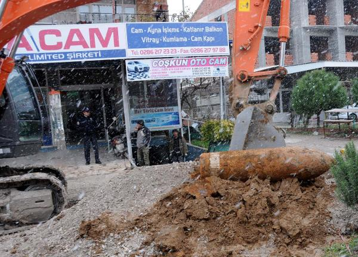Çanakkale\'de Patlamamış Obüs Mermisi Bulundu