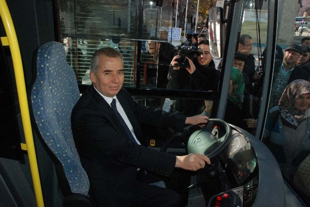Denizli Belediyesi 20 Yeni Otobüsü Dualarla Hizmete Sundu