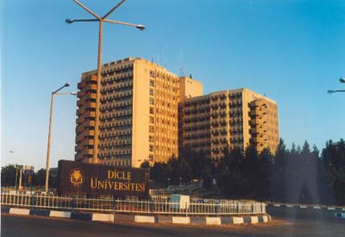 Dicle Üniversitesi\'nde Eğitime 2 Gün Ara Verildi