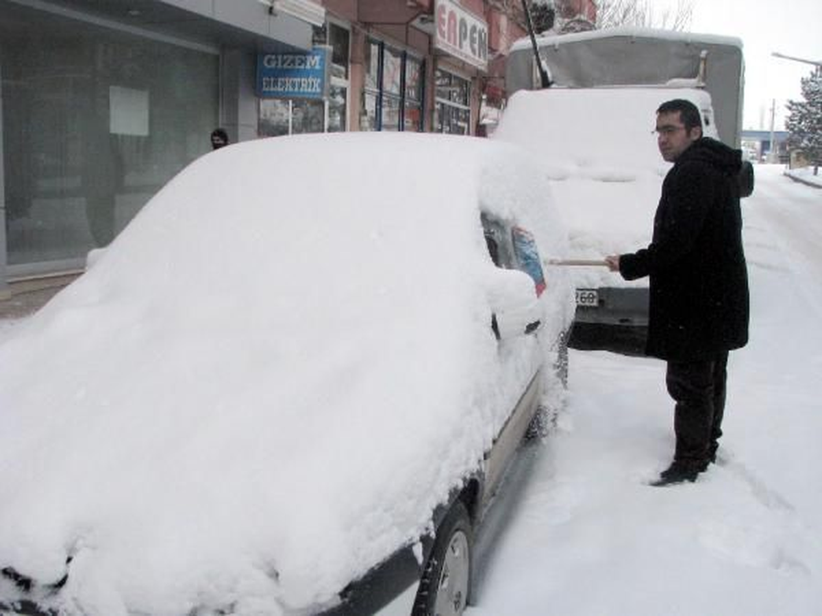 Çekerek ve Akdağmadeni\'de Eğitime 1 Gün Ara Verildi