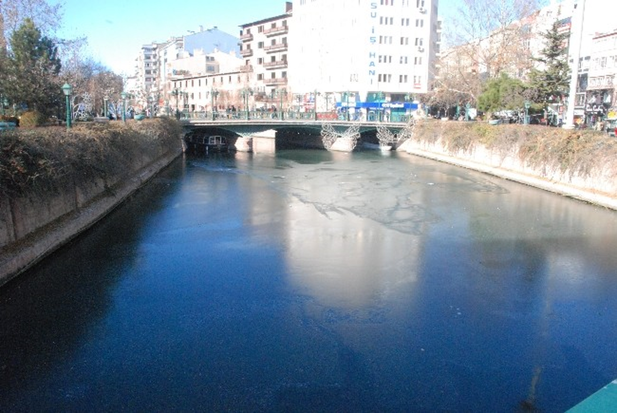 Eskişehir\'de Donduran Soğuklar