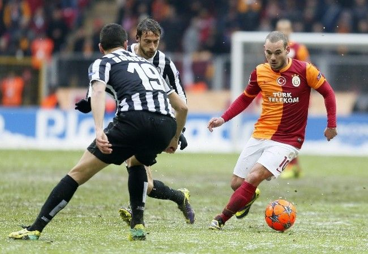 UEFA Şampiyonlar Ligi'nde 8 Ayrı Grupta Maçlar Tamamlandı