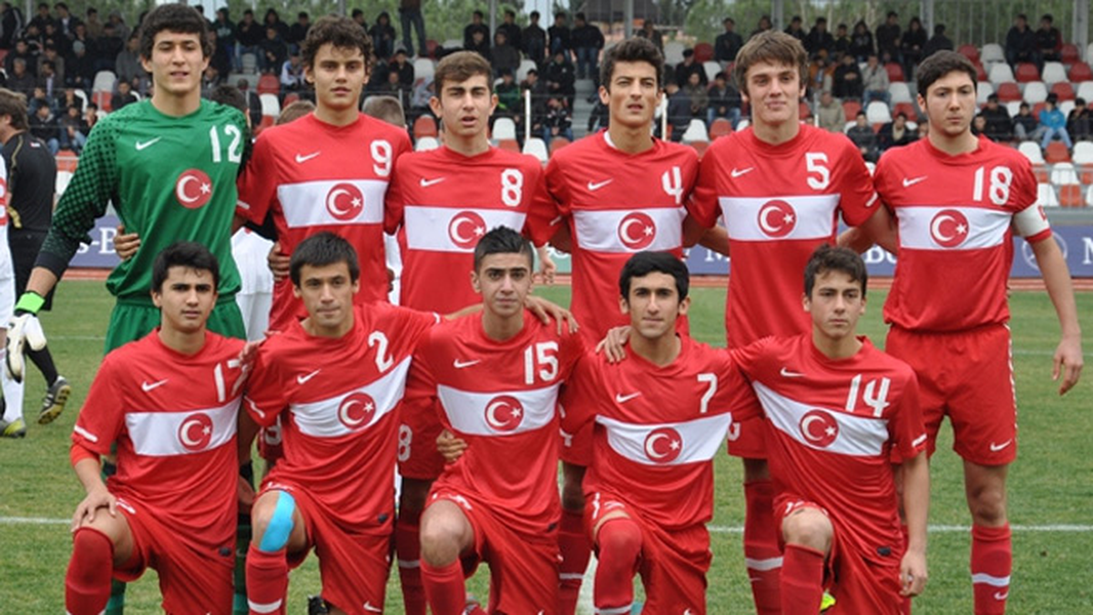 Futbola Kar Engeli