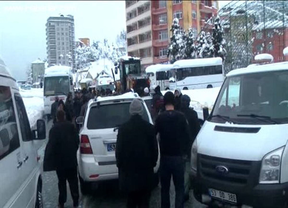 Greyderin altında kalan kişi öldü -