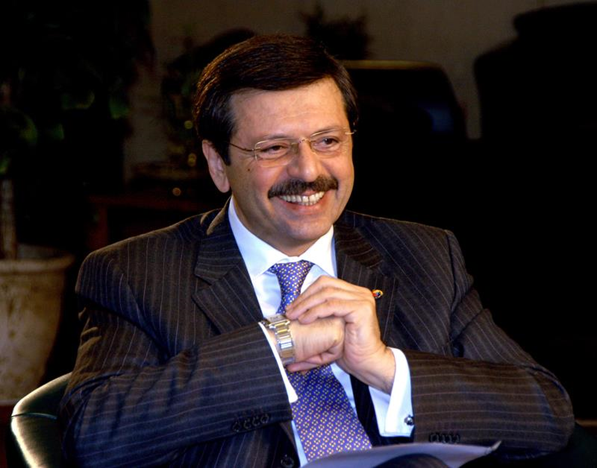 Hisarcıklıoğlu, Galatasayar\'ı Tebrik Etti
