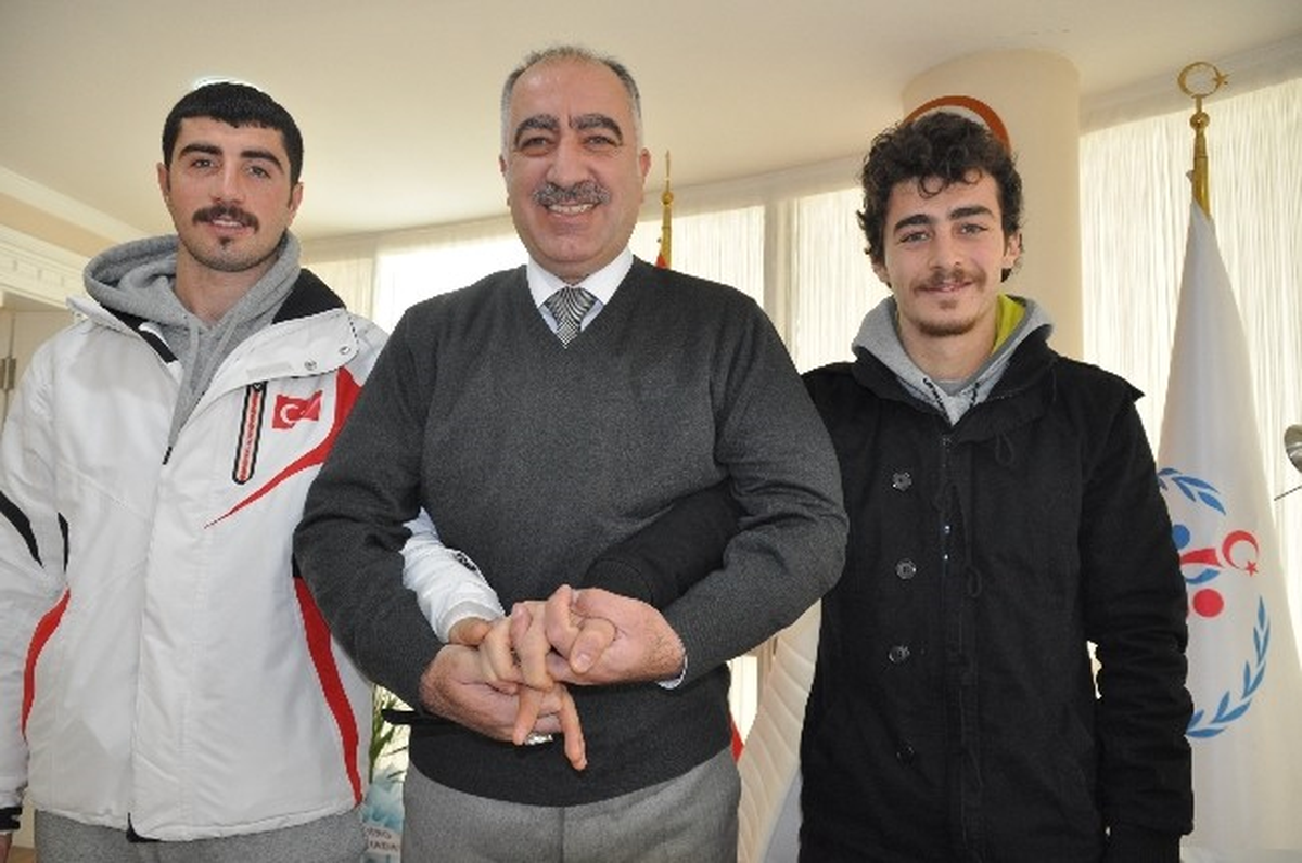 Hız Tutkunları İtlaya Yolcusu
