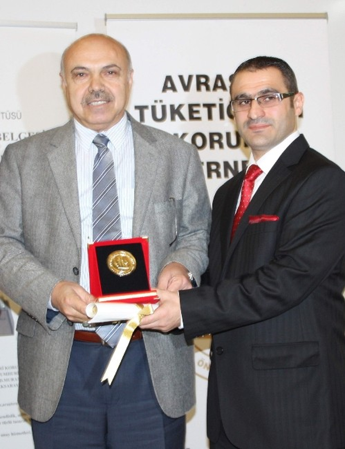 Kompen\'e Kalite Ödülü