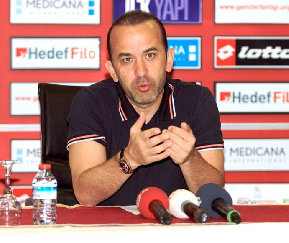 Mehmet Özdilek: "Galatasaray\'ın Teklifine Sıcak Bakıyoruz"