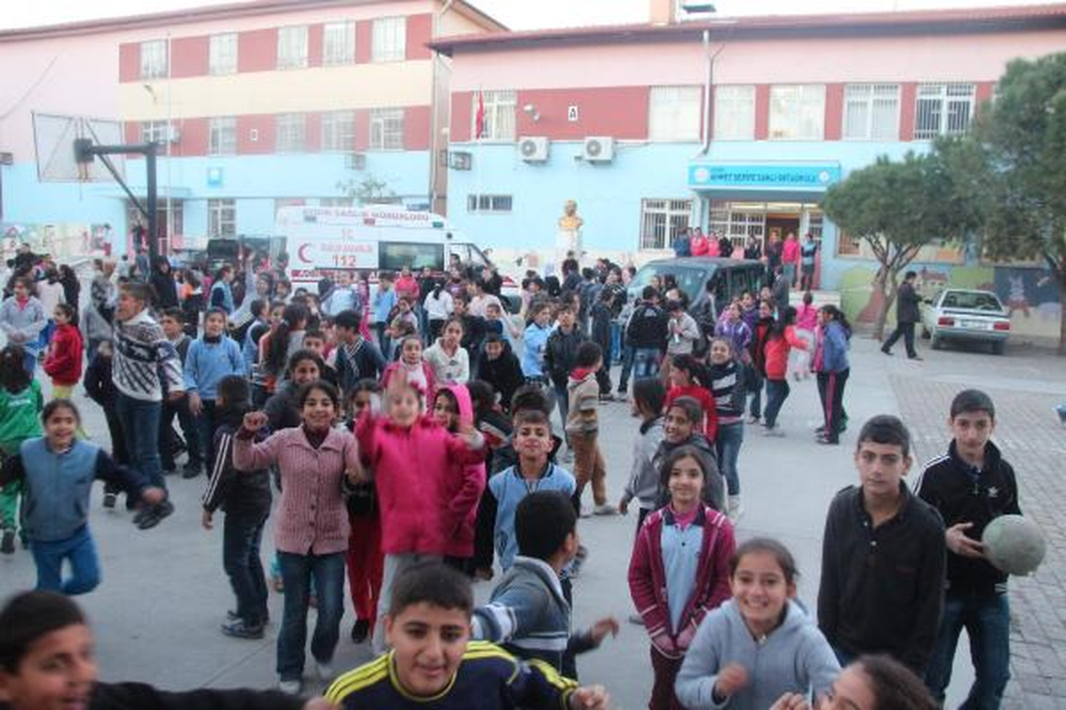 Meyve Suyu, Öğrencileri Hastanelik Etti