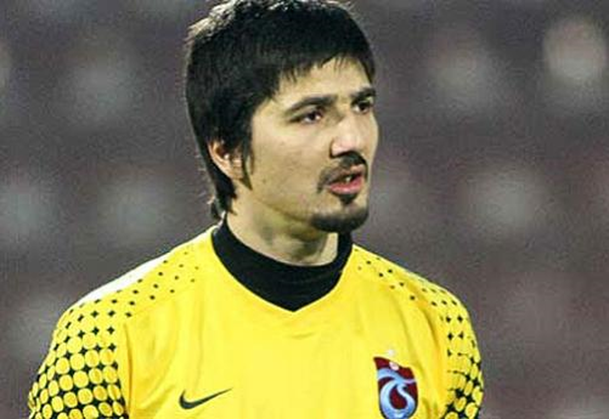 Milli Kaleci Tolga Zengin\'in Acı Günü