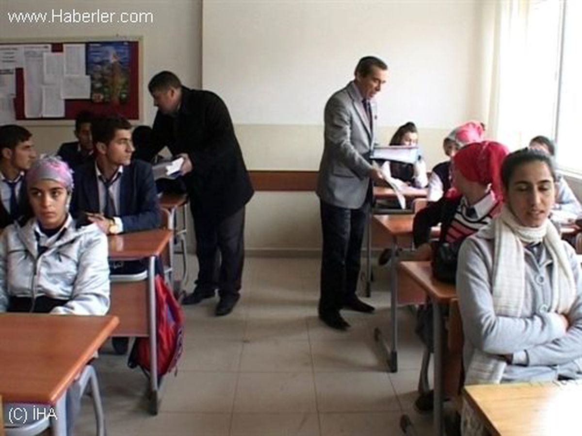 Öğrencilerden Örnek Davranış