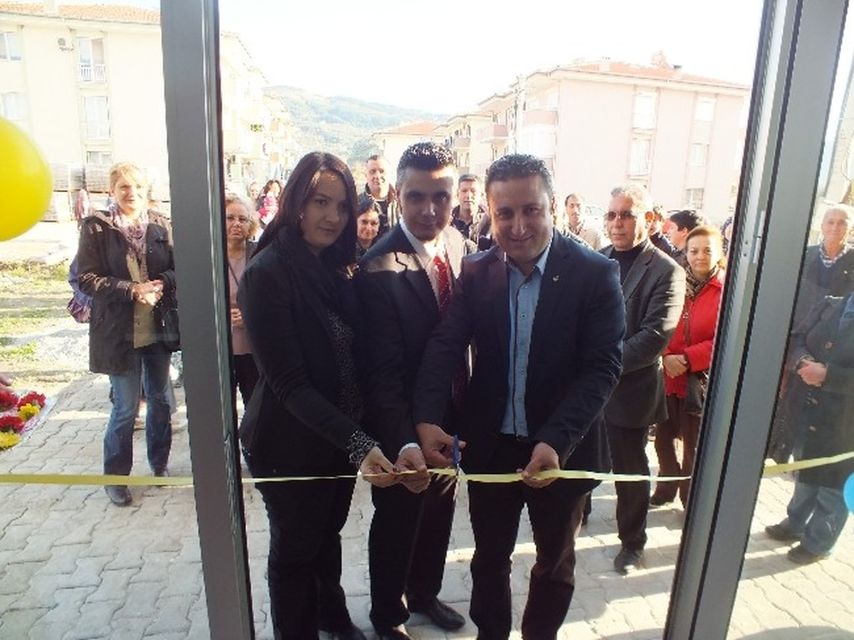Selçuk\'ta Yeni Girişimciden Market Açılışı