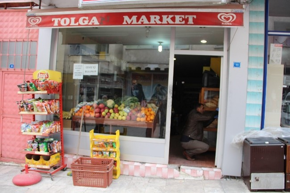 Sigara Hırsızları Bakkal ve Marketlerin Kabusu Oldu