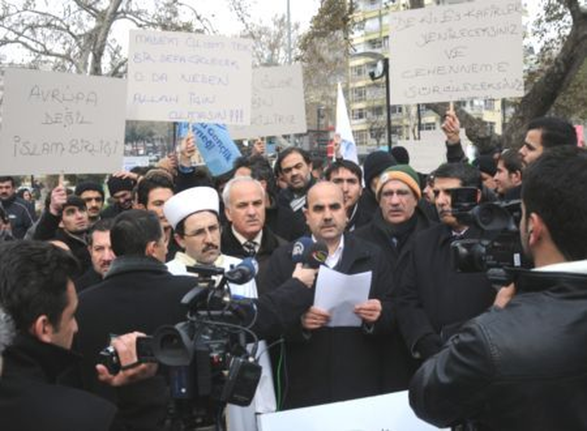 Molla\'nın İdam Edilmesi Karabük\'te Protesto Edildi