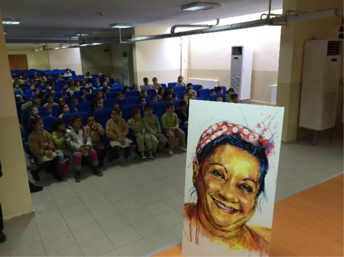 Adile Naşit, Kadem Masal Günleri\'nde Anıldı