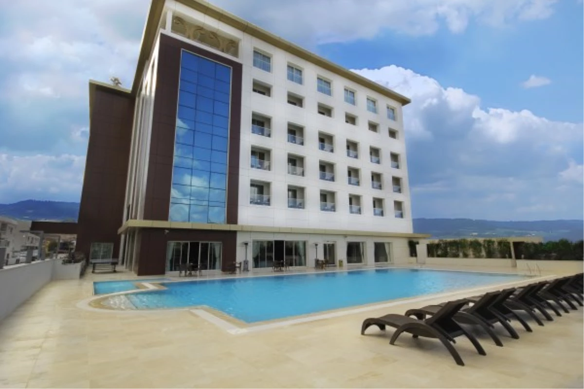 Akdeniz\'in En Yeni 5 Yıldızlı Oteli Grand Pasha Kapılarını Açtı
