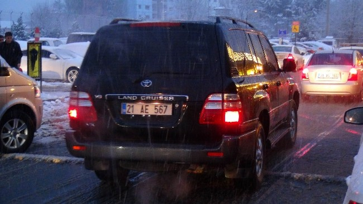 Başbakan Yardımcısı Beşir Atalay Diyarbakır\'da