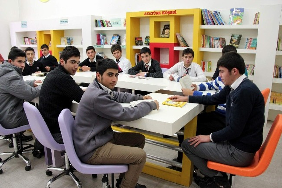 Bilim ve Kültür Merkezi Geleceğe Işık Tutuyor