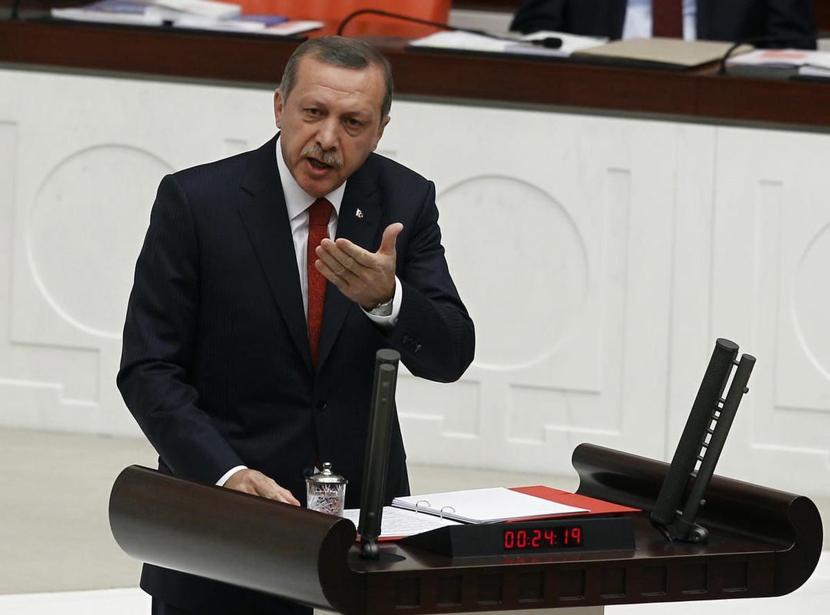 CHP\'den Başbakan\'a "Terbiyesiz Herifler" Davası