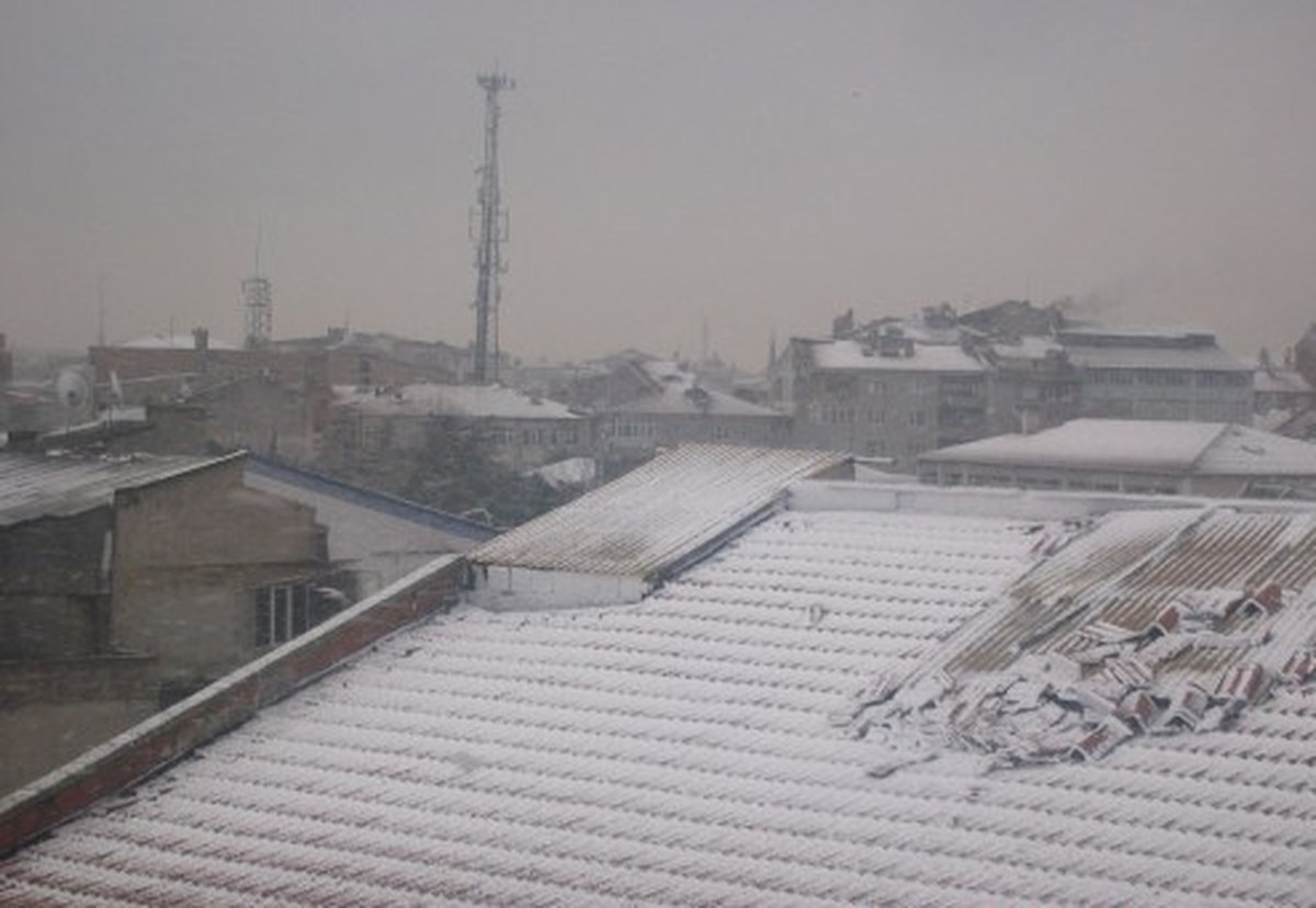 Çorlu\'da Kar Yağışı Başladı