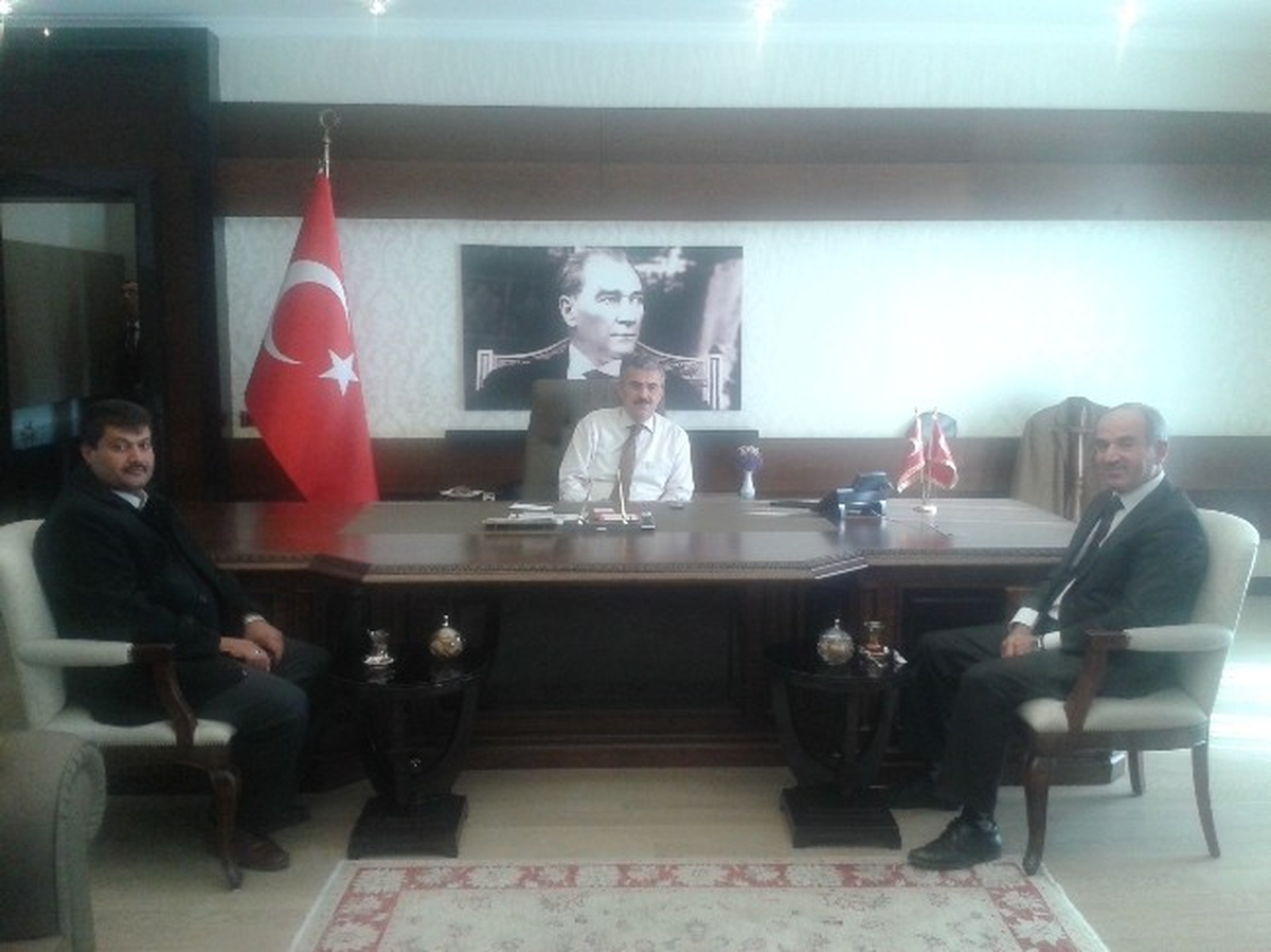 Didim Emlak Müşavirleri Derneği Başkan Coşkun\'dan Vali Ayyıldız\'a Ziyaret