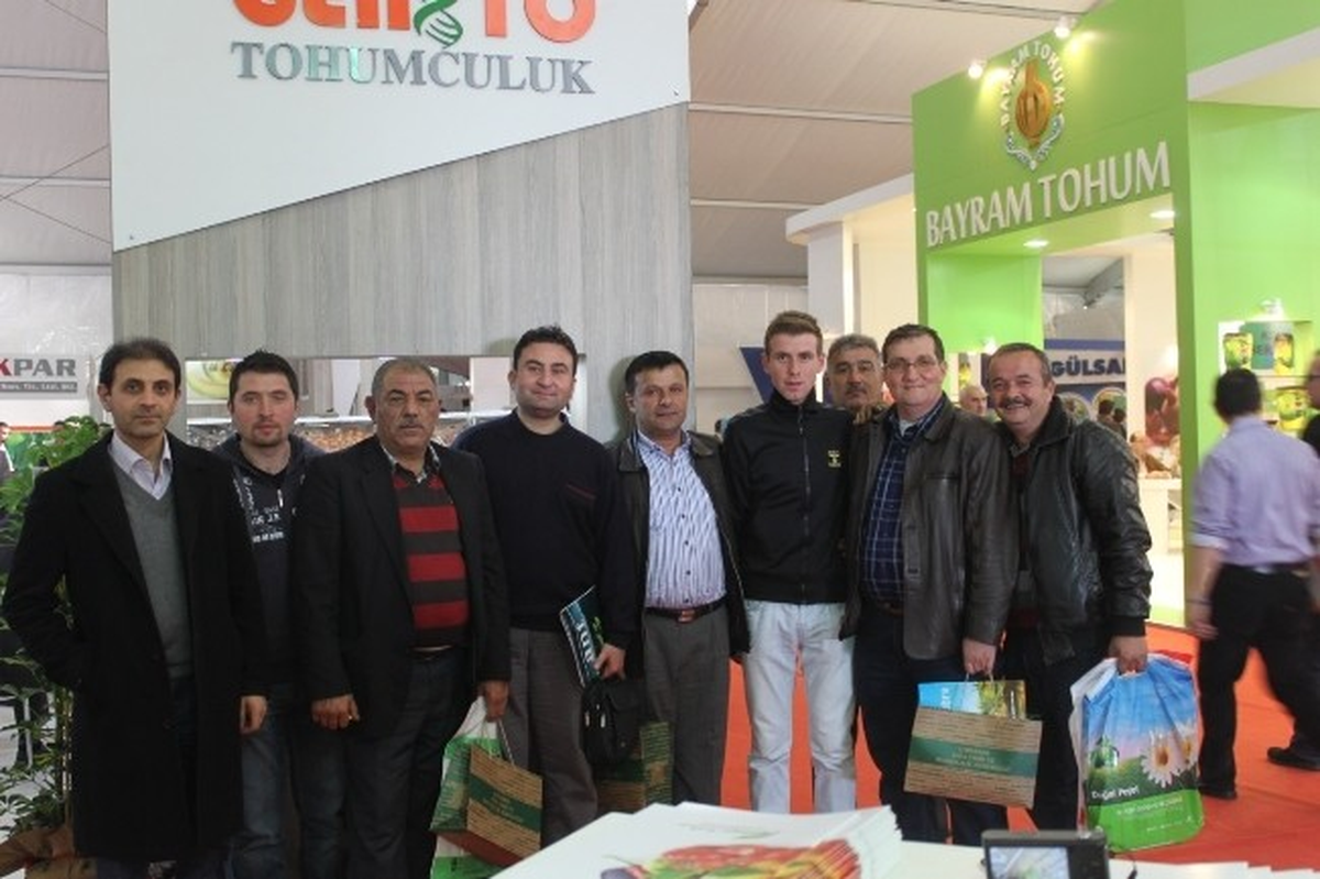 Düzceli Çiftçiler Antalya Tarım Fuarını Ziyaret Etti