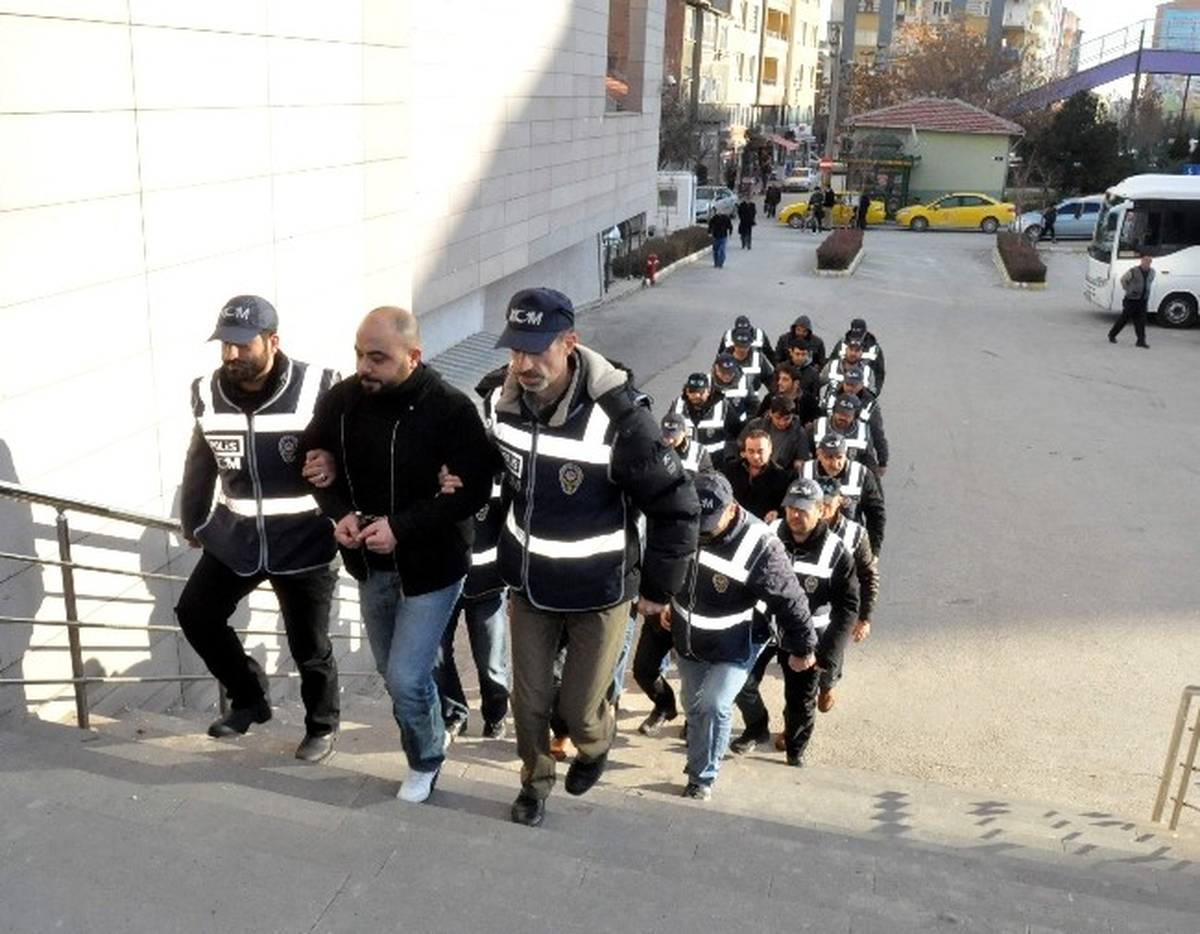 Eskişehir\'de Suç Çetesi Çökertildi