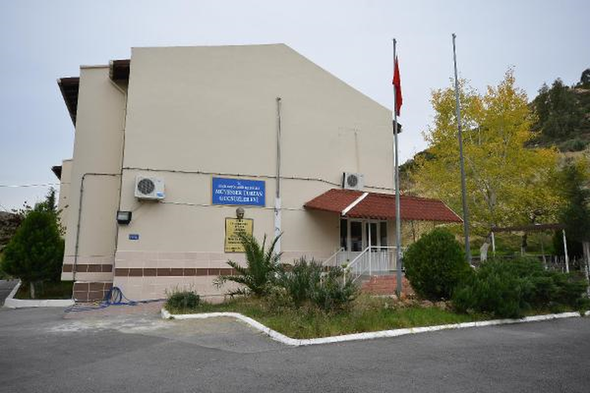 Evsizlere Belediye Sahip Çıkıyor