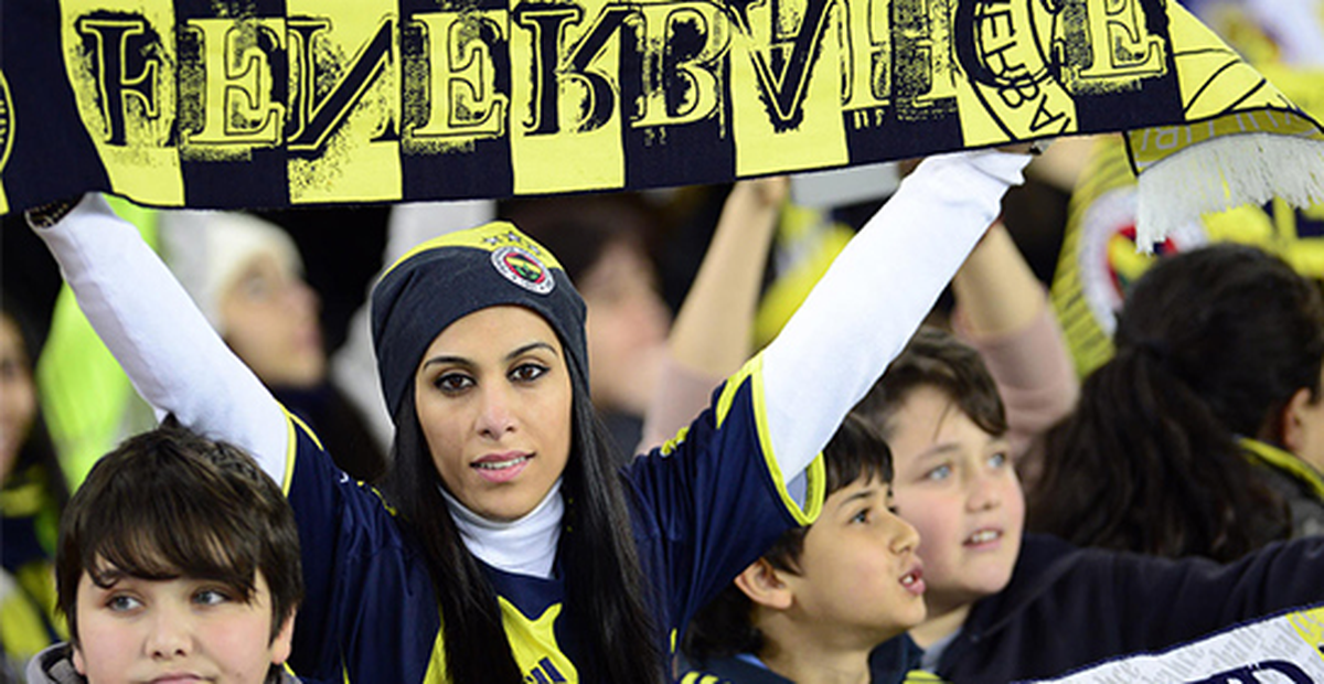 Fenerbahçe'nin Maçını Kadınlar ve Çocuklar İzledi