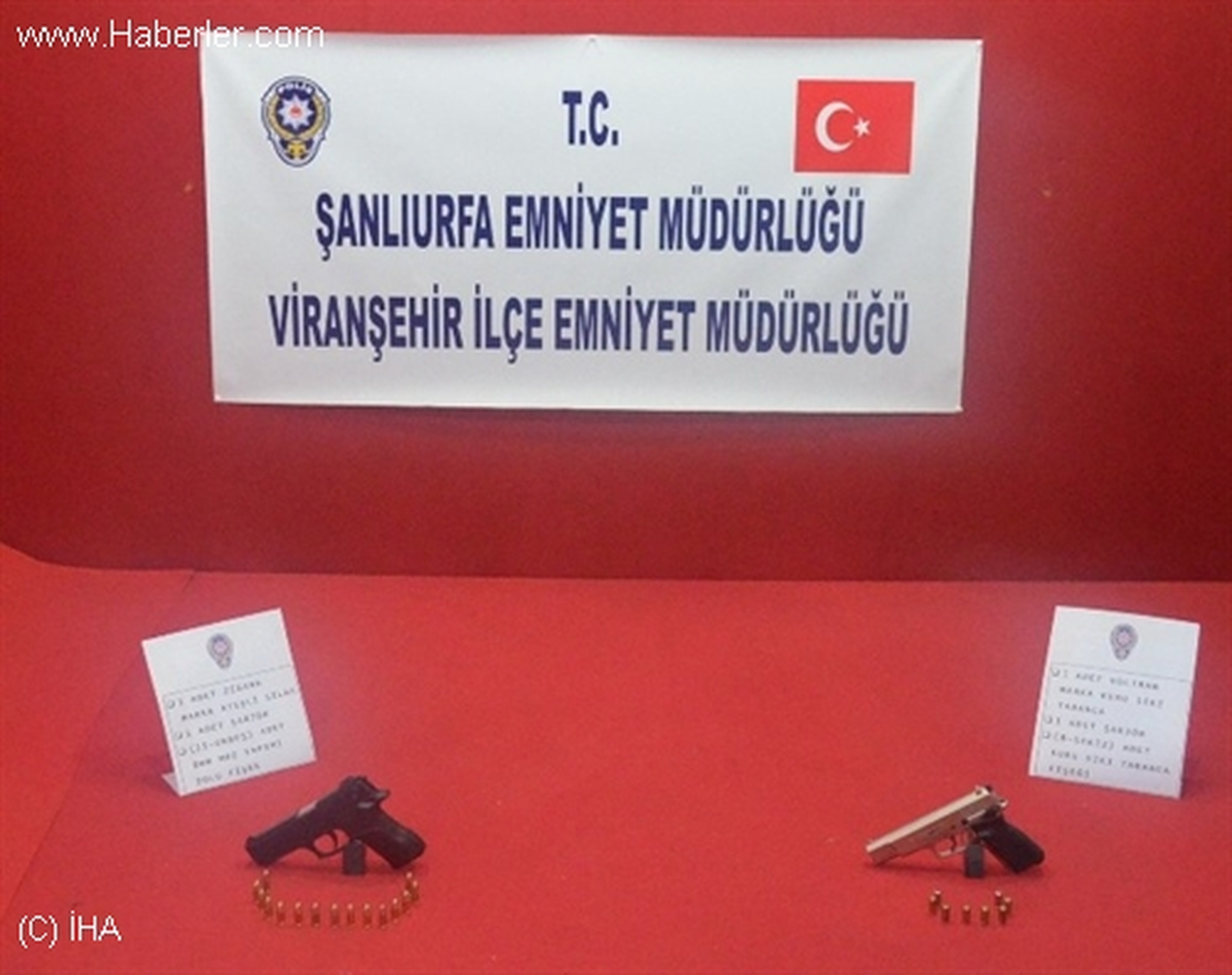 Güvenlik Güçleri Yol Kontrollerinde 2 Adet Silah Ele Geçirdi