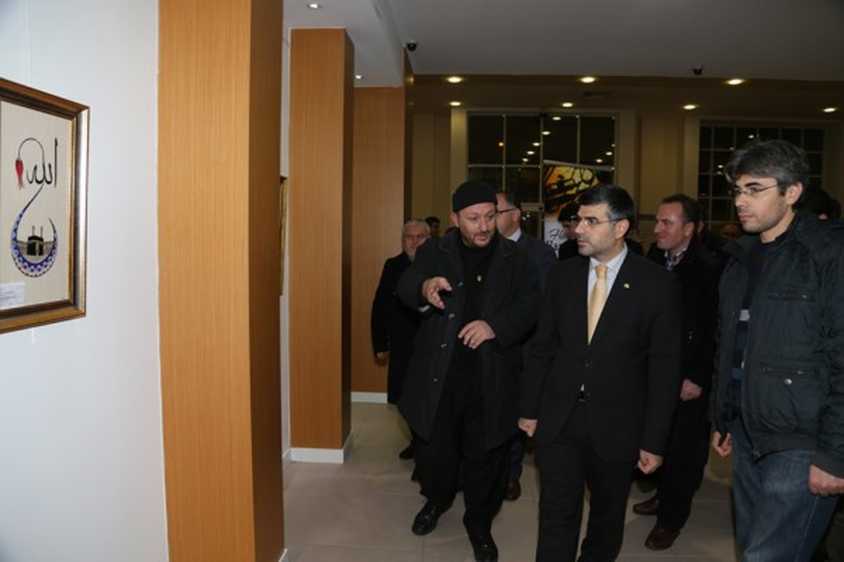 Hattat Hamid Aytaç Sergisi Açıldı