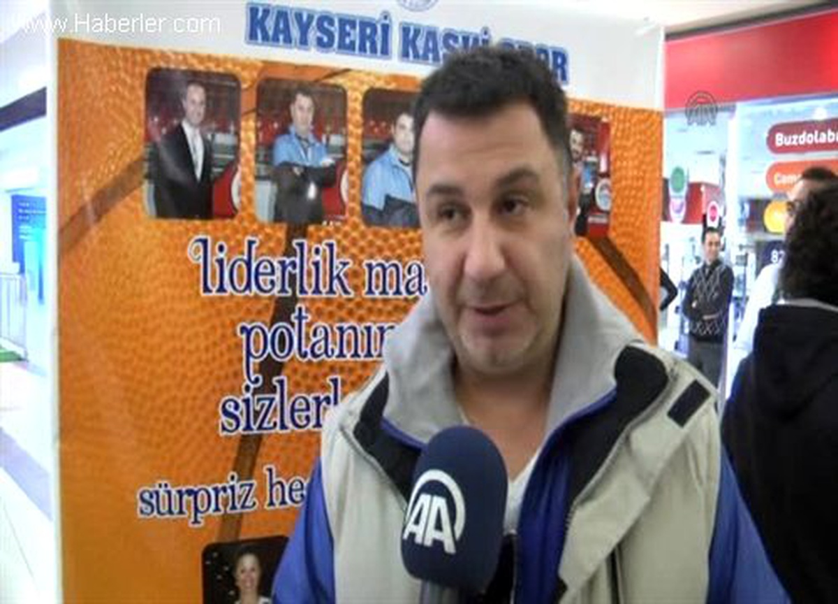 Kayseri KASKİ\'li oyunculardan taraftara ücretsiz bilet -