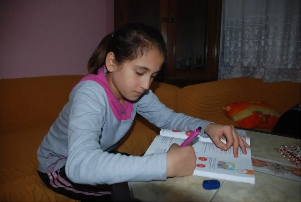 Kızlarına Yanlış Teşhis İddiasıyla Doktora Dava Açtılar