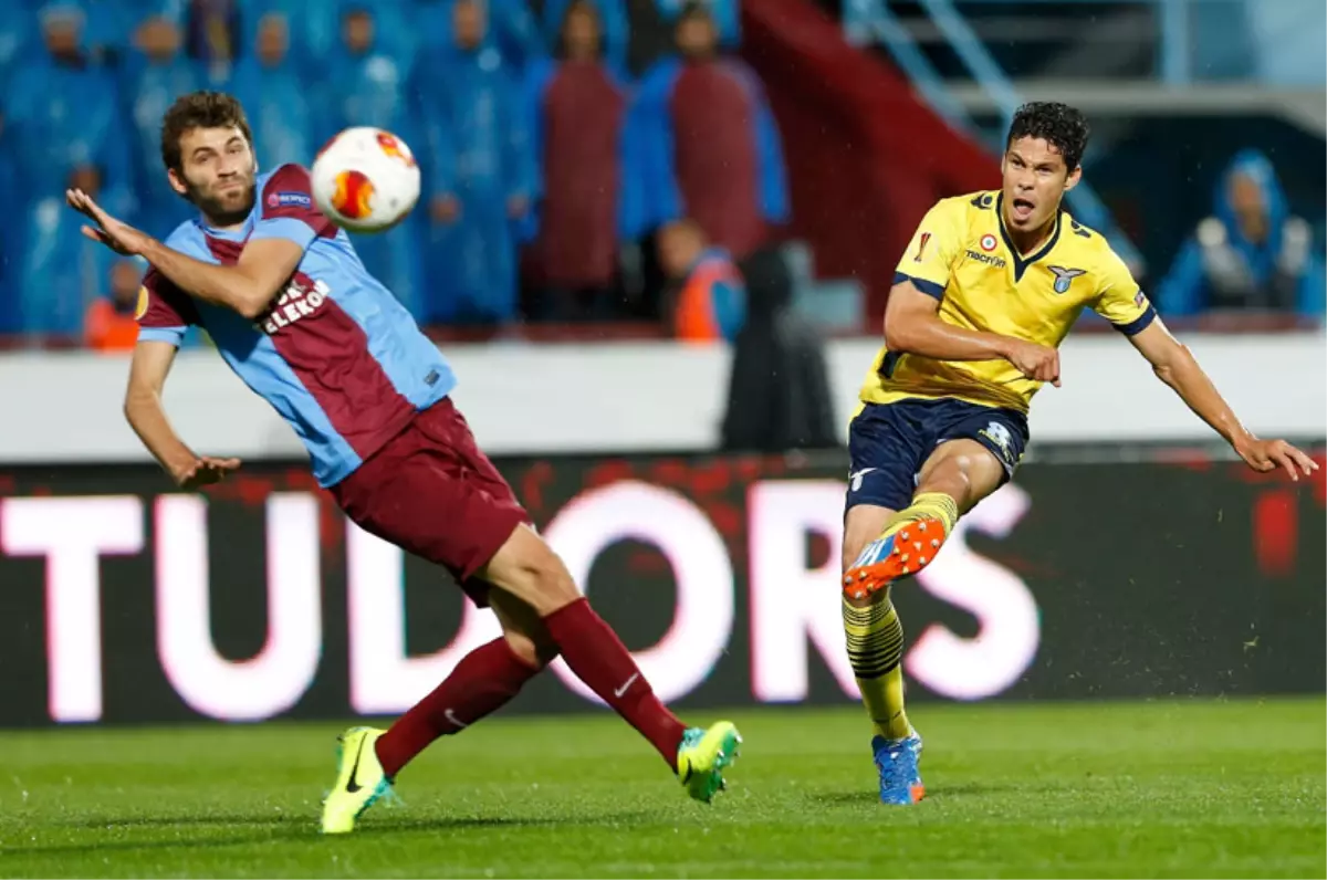 Trabzonspor Başkanı Hacıosmanoğlu, Takımı Kutladı